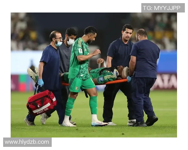 沙特足球明星的崛起与成就探索,谁是最闪耀的球场之星 沙特足球明星的崛起与成就探索,谁是最闪耀的球场之星