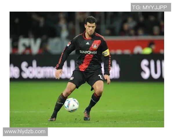 巴拉克足球明星风采尽显精彩瞬间的照片集锦